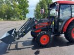 Навесной погрузчик на Kubota MU4501