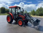 Навесной погрузчик на Kubota MU4501